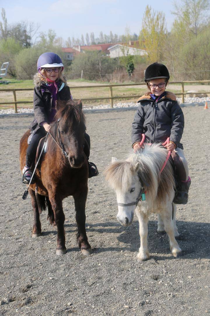 enfants poney