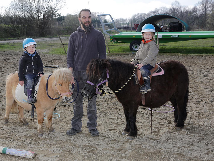 bapteme poney enfants.jpg